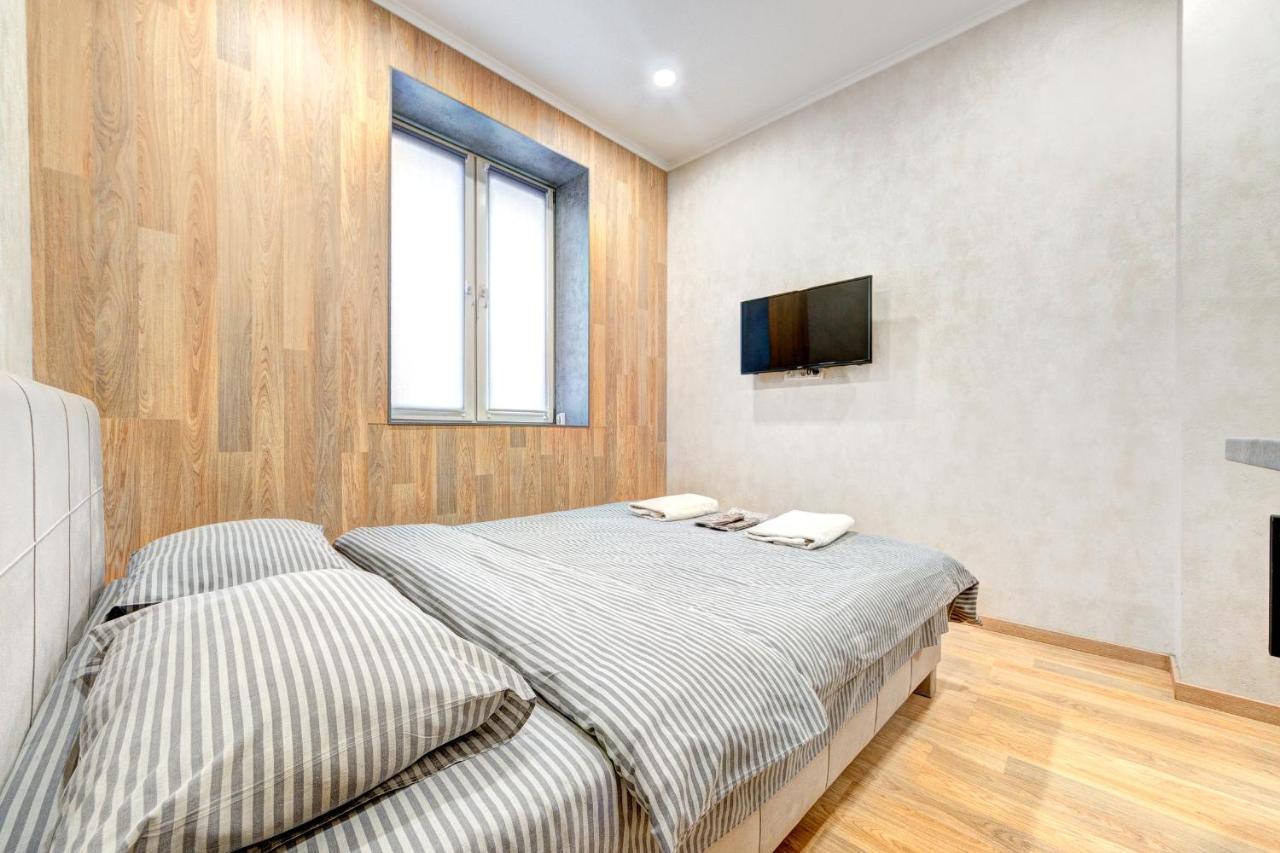 1 Room Apartment Near National Circus Kiev Exterior foto
